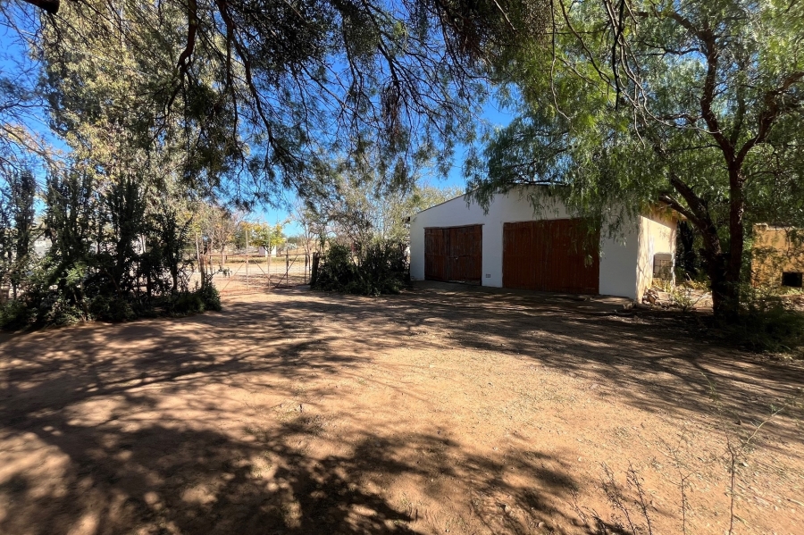 4 Bedroom Property for Sale in Steytlerville Eastern Cape